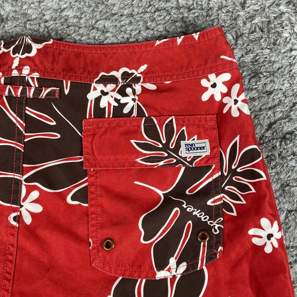 Reyn Spooner Board Shorts Mens 32 Red Floral Tropical Hawaiian Swim Trunks 8"
